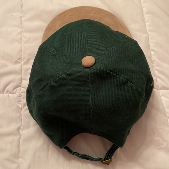Unisex trucker cap. Forest green and tan suede visor - Picture 2 of 4